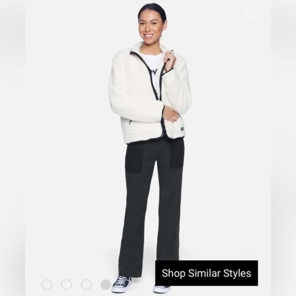 New TopShop Sherpa Zip Up Creme Jacket